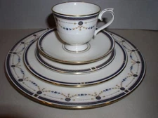 Lenox Eaton Knoll Five Piece Place Setting(s)