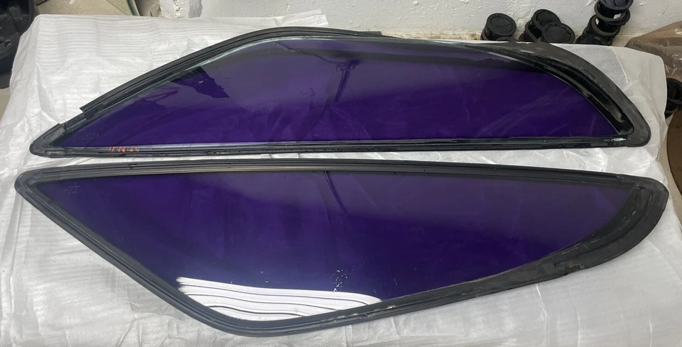 1979 年至 1989 年 PORSCHE 928 左右后方四分窗玻璃 — 第 2/4 张图片
