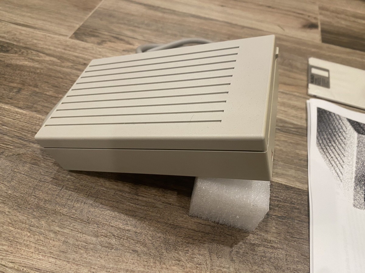 Apple SuperDrive External Floppy 1.4MB FDHD Disk Drive G7287