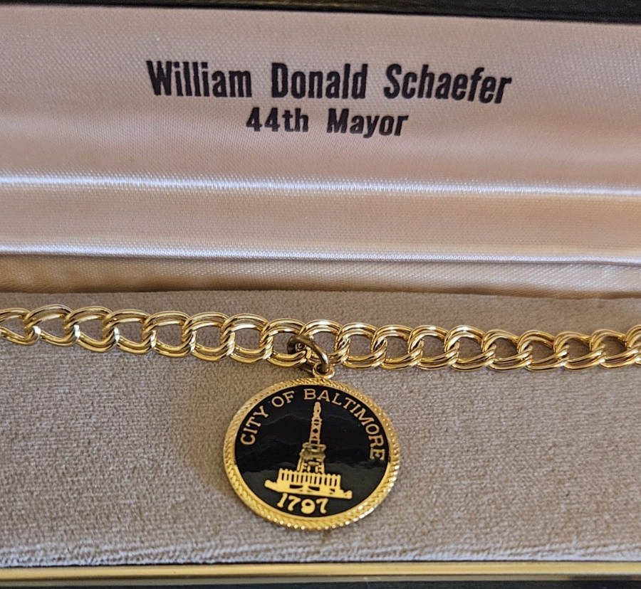 Picture 1 of 3