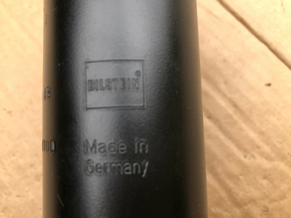 NEW RANGE ROVER SPORT L320 CVD REAR SHOCK ABSORBER - OE BILSTEIN PART - Image 3 of 3