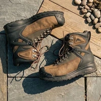 NWOB Simms Wading Boots Vibram Sole Mens 9 Fly Fishing Mountain Gorpcore Gear