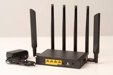 PRONTO NETWORKS PC61 4G/5G LTE BUSINESS ROUTER GATEWAY WIFI W/ ADAPTER BUNDLE