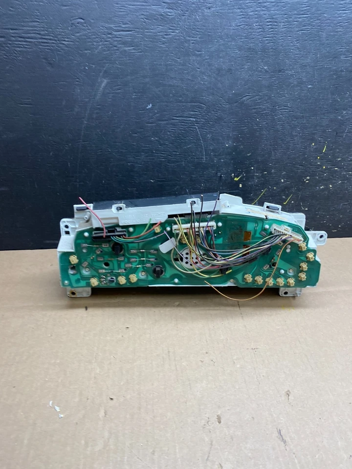 2001 - 2002 Ford Econoline E250 E350 Van Speedometer Instrument Cluster t4412 DG - Image 4 of 4