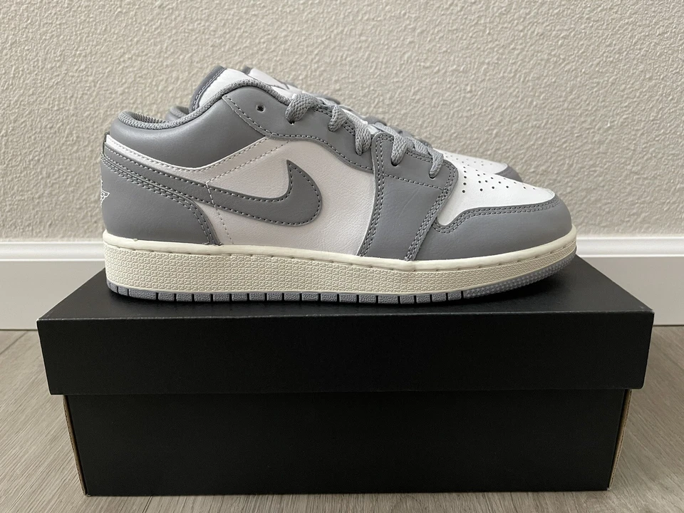Nike Air Jordan 1 Low Vintage Gris (GS) Talla 7Y/8.5W 553560-053 NUEVO DS Foto 3 de 4