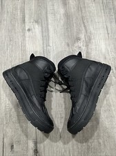 Nike Woodside 2 ACG Mid Triple Black Size 5Y