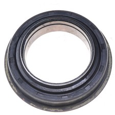 Front Axle Oil Seal for Kubota L3600DT-C L4200DT-C L35 L3130DT/GST/HST L4300DT