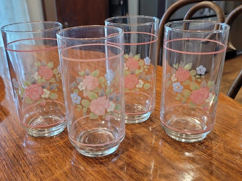 Set Of 4 Pfaltzgraff Tea Rose Glass Tumblers 