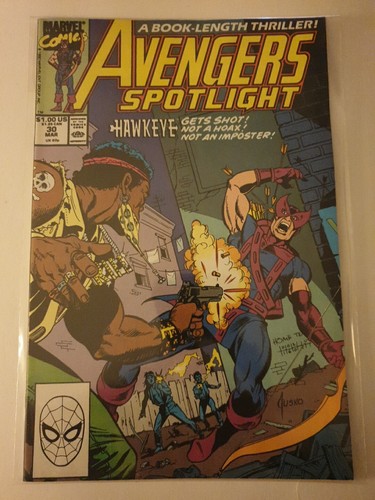 AVENGERS SPOTLIGHT #30, Marvel Comics HAWKEYE Full Length Thriller Nm Copper Age