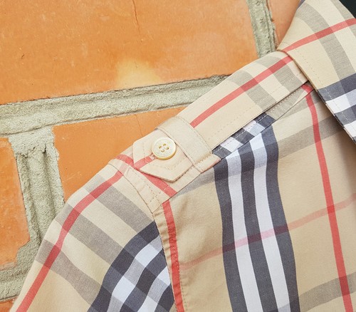Camicia Burberry London vintage donna iconica tartan nova check manica corta taglia S - Foto 4 di 11