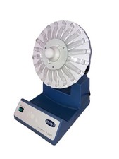 Rotatore a velocità fissa Cole Parmer / Stuart SB2 con attacco per tubi di prova da 20