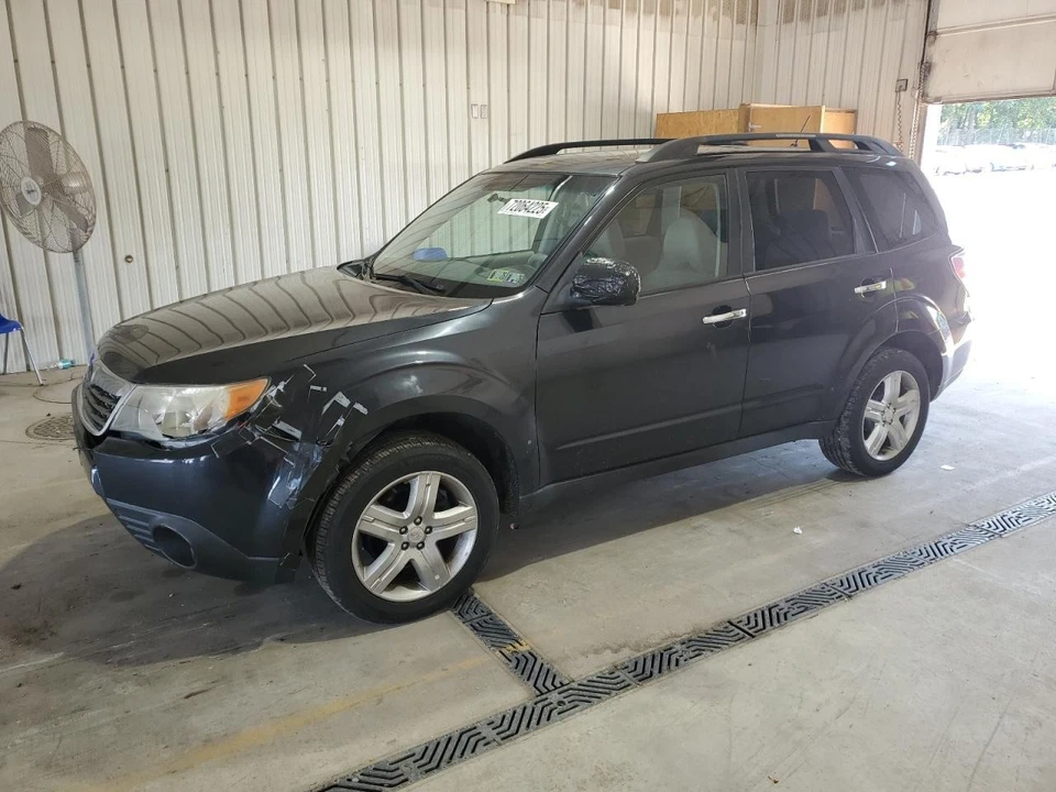 Used Front Left Door Assembly Front fits: 2010 Subaru Forester electric Front Le Foto 3 de 4