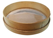 Wooden Garden Sieves and Riddles - Soil and Compost