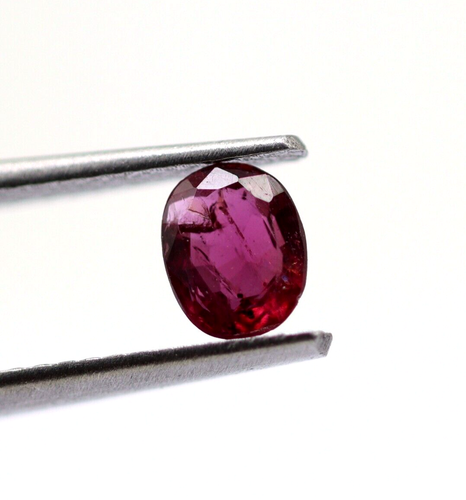 Rubis Naturel De Birmanie 25.80 Carats - Certifié EGL, Qualité AAA, Non Traité, Forme Ovale