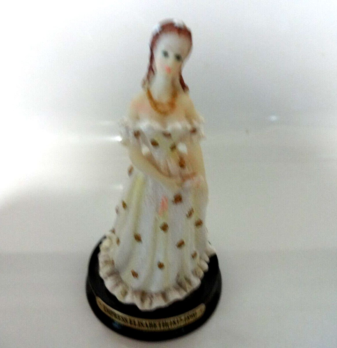 専用になりました。EMPRESS (1837～1898）人形 専用になりました。EMPRESS (1837～1898）人形 ウジェニー皇后と女官