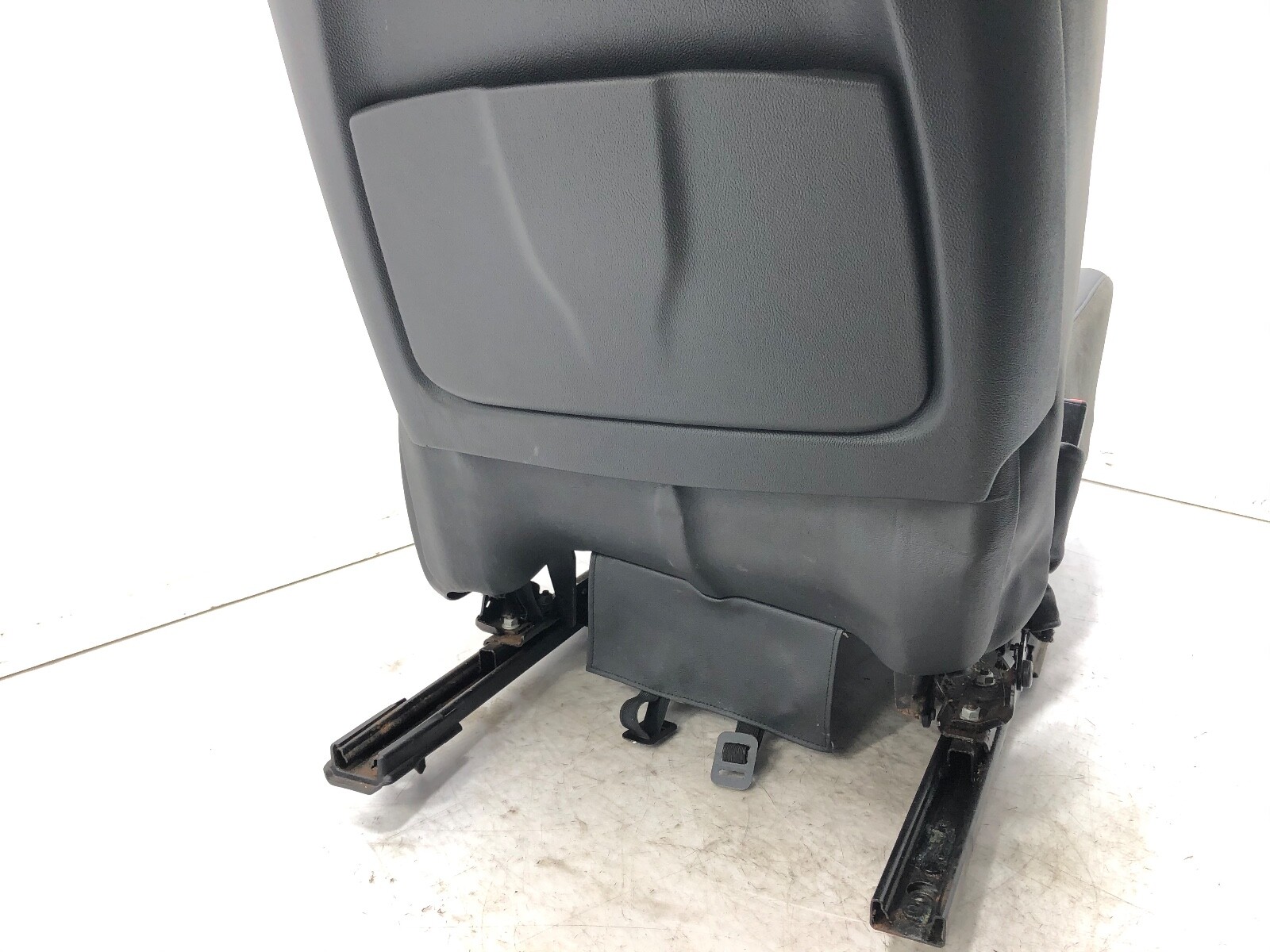 2014-2020 MASERATI QUATTROPORTE LEFT DRIVER FRONT SEAT COMPLETE OEM.