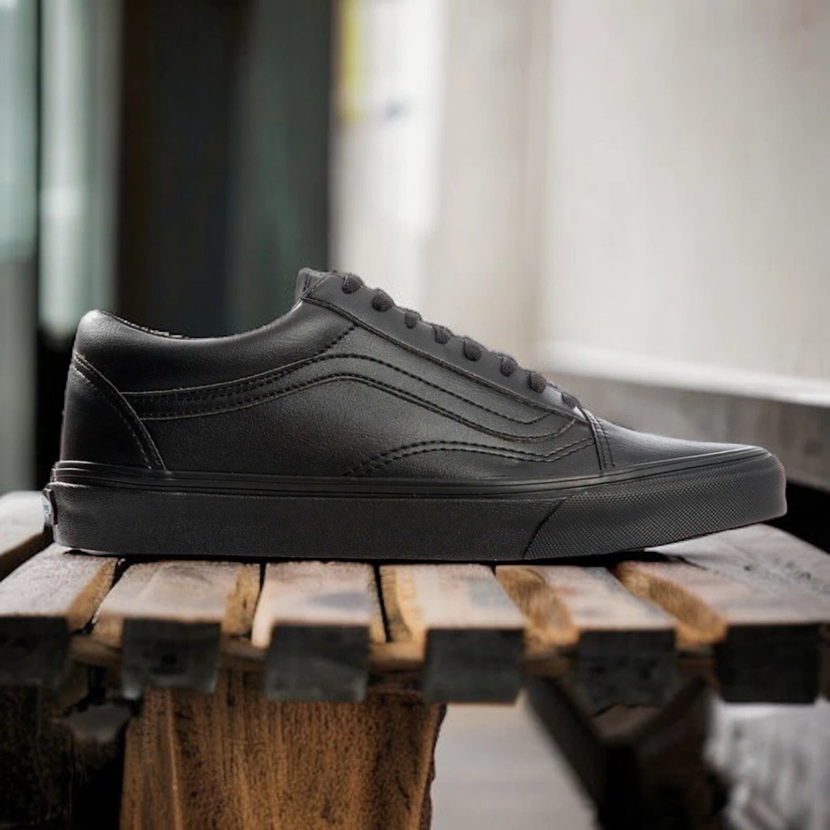 Vans old skool black 2025 size 6.5