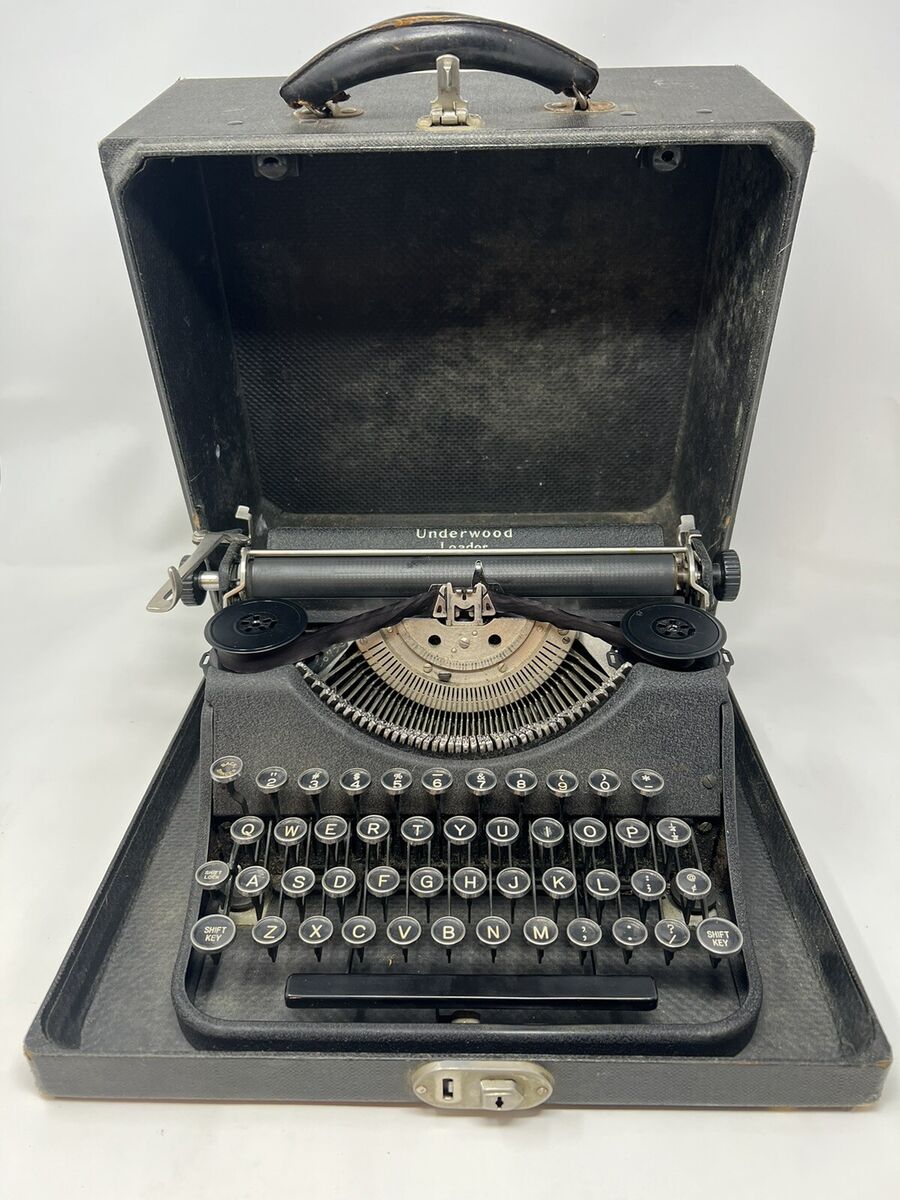 Antique Underwood Portable Typewriter with Case Working | eBay Antique Underwood Portable Typewriter with Case Working | eBay