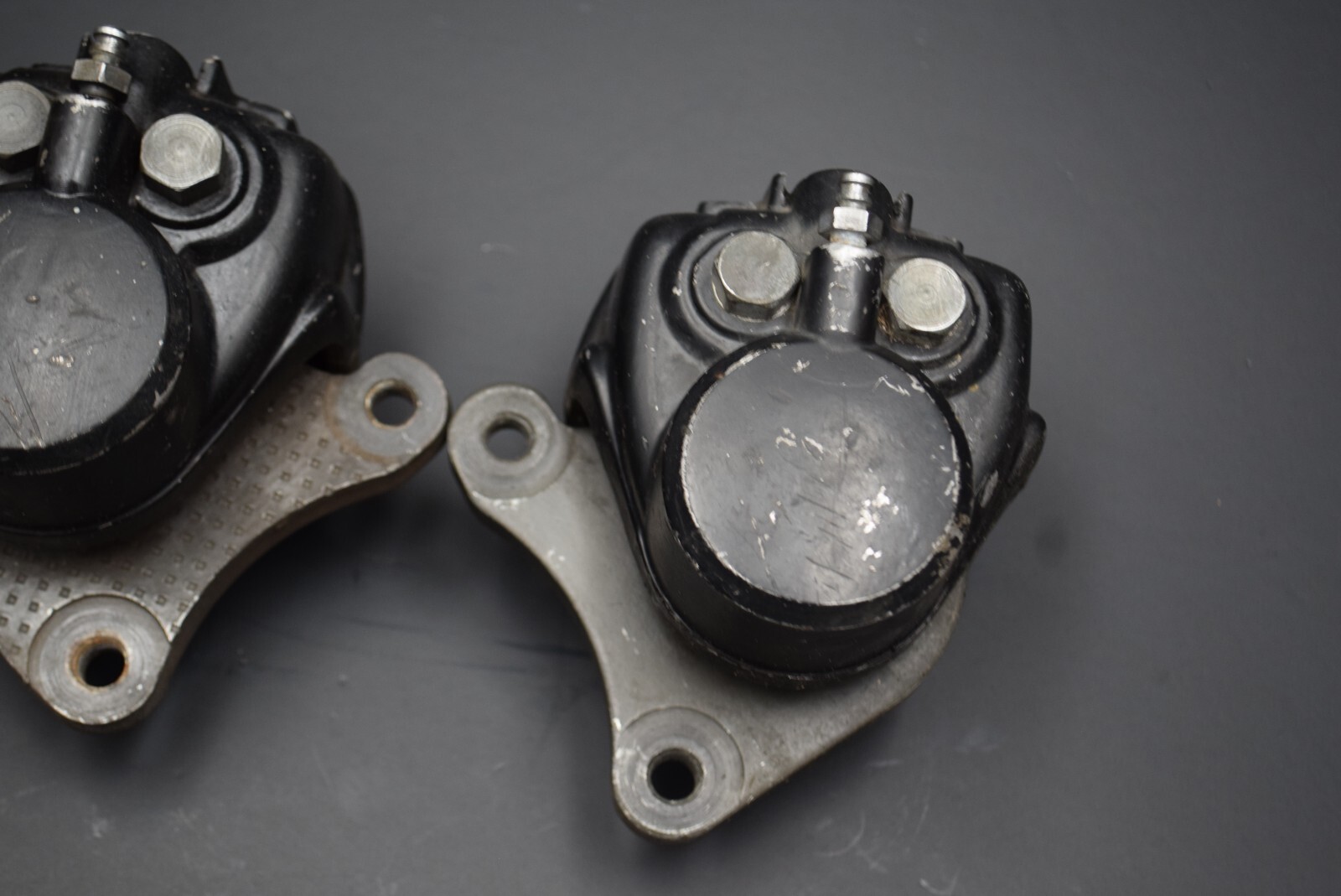 Dragbike KZ 900 1000 7680 OEM Dual Front Brake Calipers Vintage