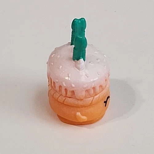 Wishes Birthday Cake Shopkins Season 1 Yellow Ultra Rare 1-095 Orange and White - Picture 4 of 6