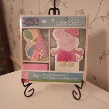 Peppa Pig 26 Piece Magnetic Wood Dress Up Set new.