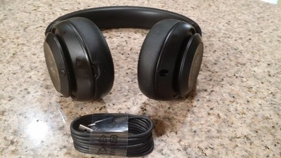 Beats by Dr. Dre Studio Pro Wireless Bluetooth  Over-Ear headphones Black color