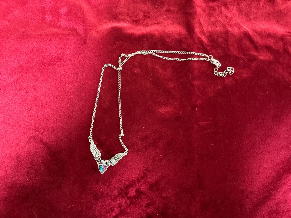 Angel Wing Silver Necklace with Prism stone - Image 2 of 3