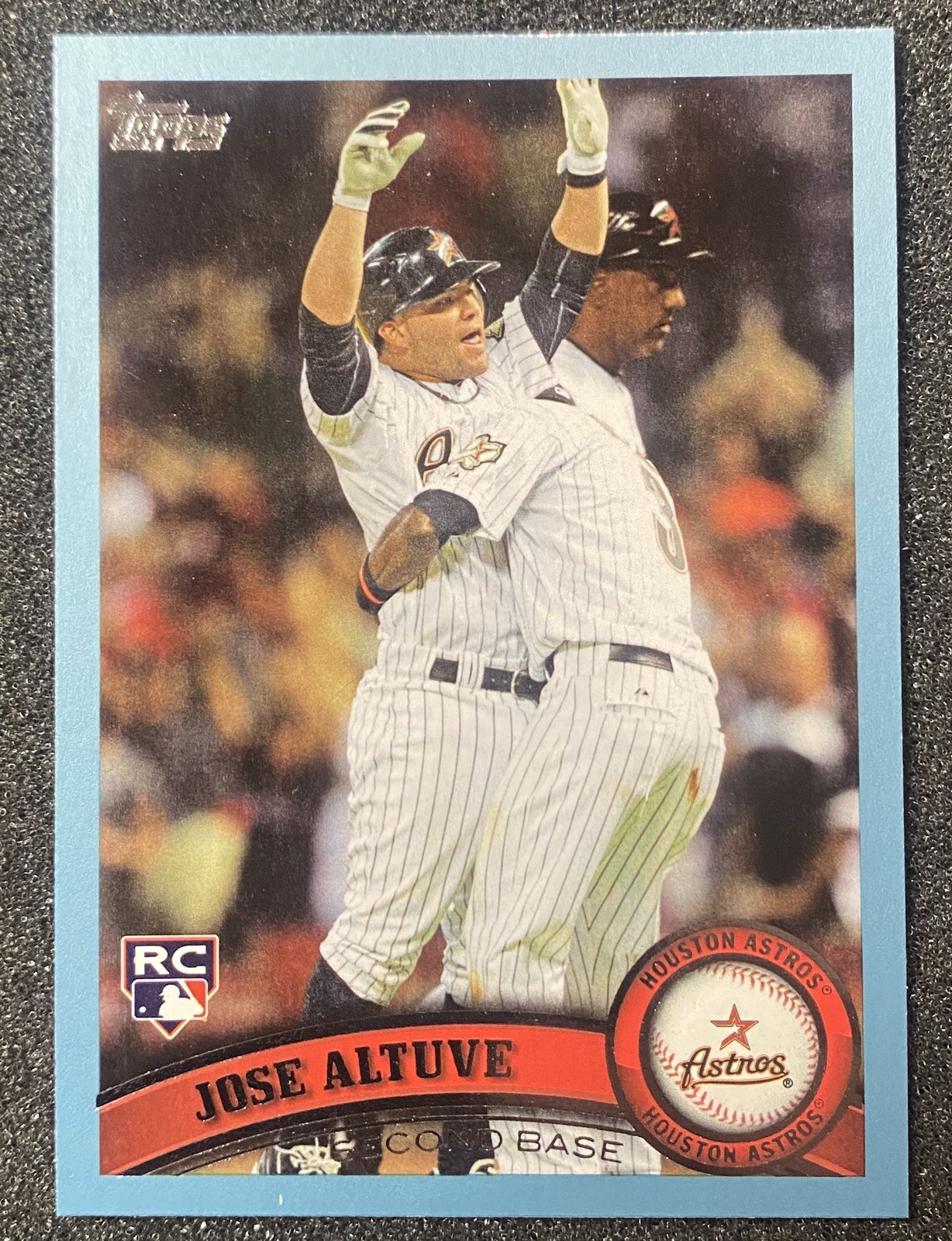 2011 Topps Update Series Jose Altuve Walmart Blue Border #US132 🔥🔥📈📈RARE