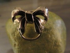 Schalclip  Schalhalter Tuch Clip Ring -  Metall Goldfarben Schleife