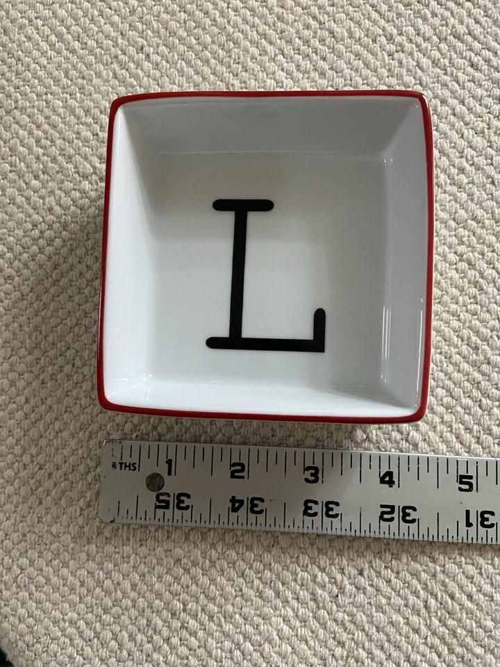 The Cellar SENTIMENTS Set 4 Square Condiment Bowls L O V E White Black Letters - Image 3 of 4