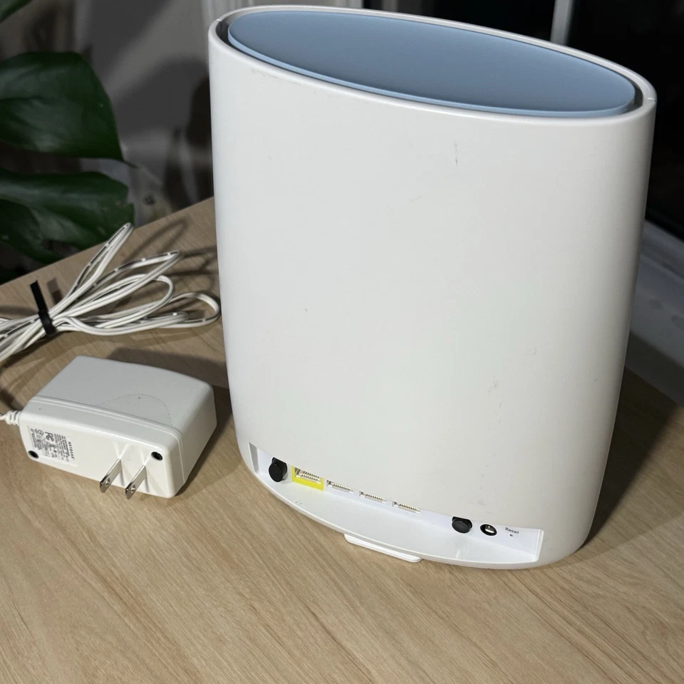 Netgear Orbi RBR50v2 Router AC3000 Tri-Band Wi-Fi Wireless | Power cord TESTED - Image 4 of 4