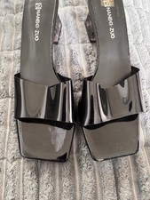 New Black Heeled Sandal Size 6