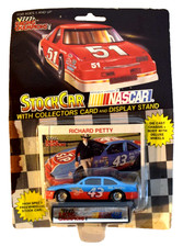 Richard Petty Cards and Autographed Memorabilia Guide 5