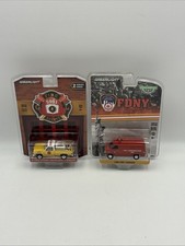 1/64 Greenlight Fdny City Of New York 1989 Gmc Vandura & 1981 Scottsdale Fire