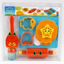  4017 Melissa  Doug Sunny Patch Seaside Sidekicks 11 Piece Sand Cookie Set