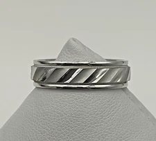 14K White Gold Shiny Diamond Cut With A Milgrain Edge Comfort Fit Men’s Band