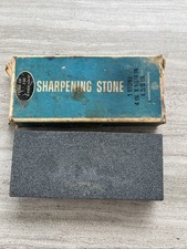 VINTAGE CARBORUNDUM SHARPENING STONE #112 NIAGARA FALLS USA 4 X 1 3/4 X 5/8