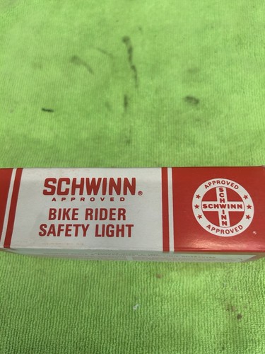 NOS VINTAGE 1969 SCHWINN BIKE RIDER SAFETY LIGHT 05 816 IN ORIGINAL BOX - Picture 1 of 5