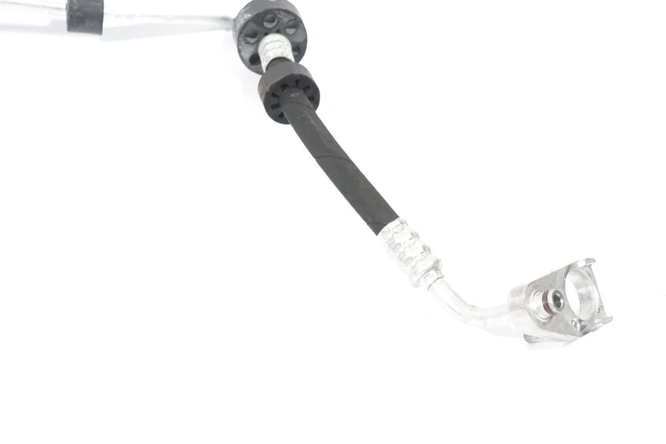 Mangueira de tubo de linha de ar condicionado 2008 - 2014 MERCEDES BENZ C300 W204 AC FABRICANTE DE EQUIPAMENTO ORIGINAL - Imagem 2 de 4