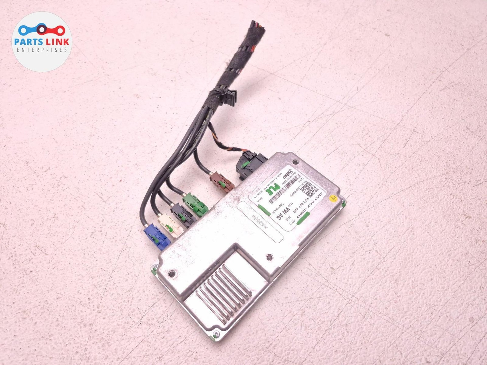 2016-20 BENTLEY BENTAYGA CAMERA SURROUND VIEW CONTROL MODULE 4M0907428D 636