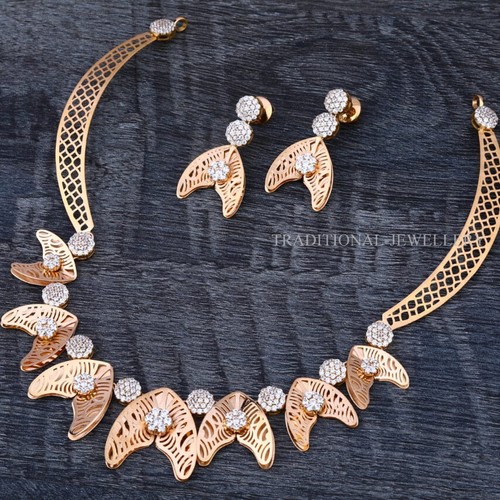Beautiful 18K Rose Gold Designer 