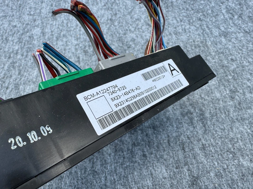 FUSE BOX BODY CONTROL MODULE 9X2314B476 JAGUAR XF XFR OEM (2009-2011) - Image 2 of 2