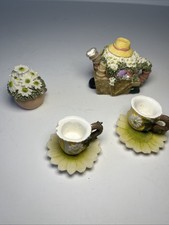 1970s Miniature Sunflower   Tea Set