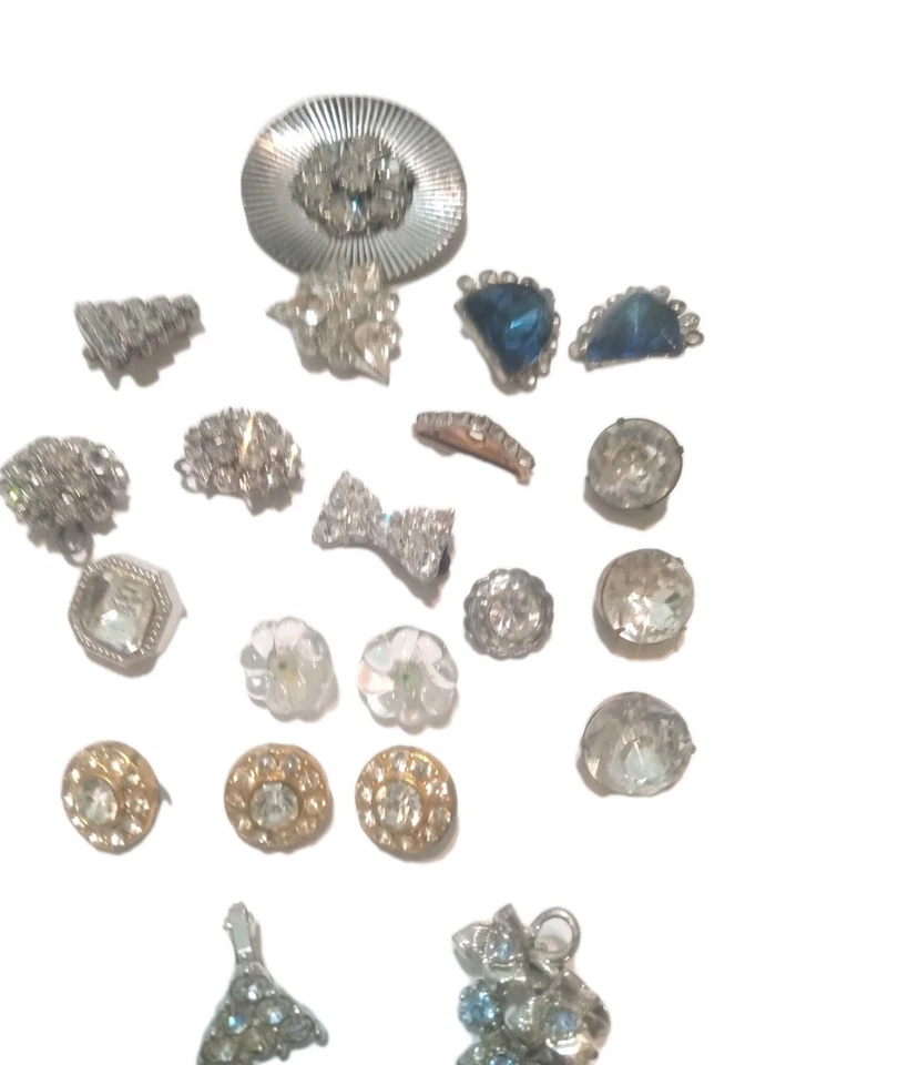 Vintage Rhinestone  Metal Shank Buttons And Earrings  Plus 2 Glass Buttons Lot - Image 2 of 4