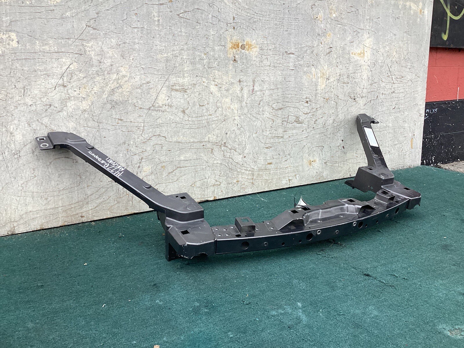 2014 2015 2016 MASERATI QUATTROPORTE RADIATOR SUPPORT OEM USED