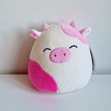 Caedyn the Pink Cow 8” USA Import Squishmallows BNWT Smiling Closed Eyes