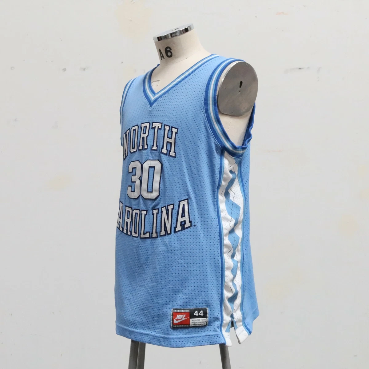 UNC North Carolina tar heels Michael Jordan #23 Nike Authentic Jersey Sz 44  90s