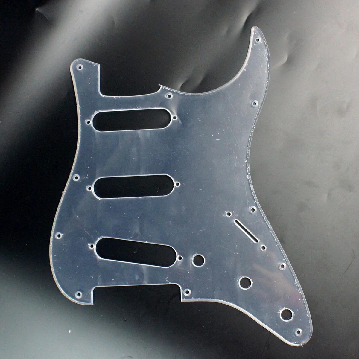 Clear stratocaster 2024