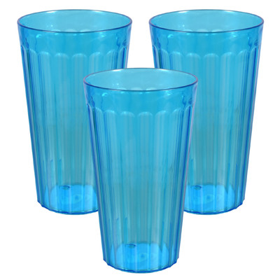 plastic pool drinking glasses