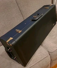 Selmer USA  Vangurd Tenor Saxophone Hard  Case  Wind Instrument  Good  Condition